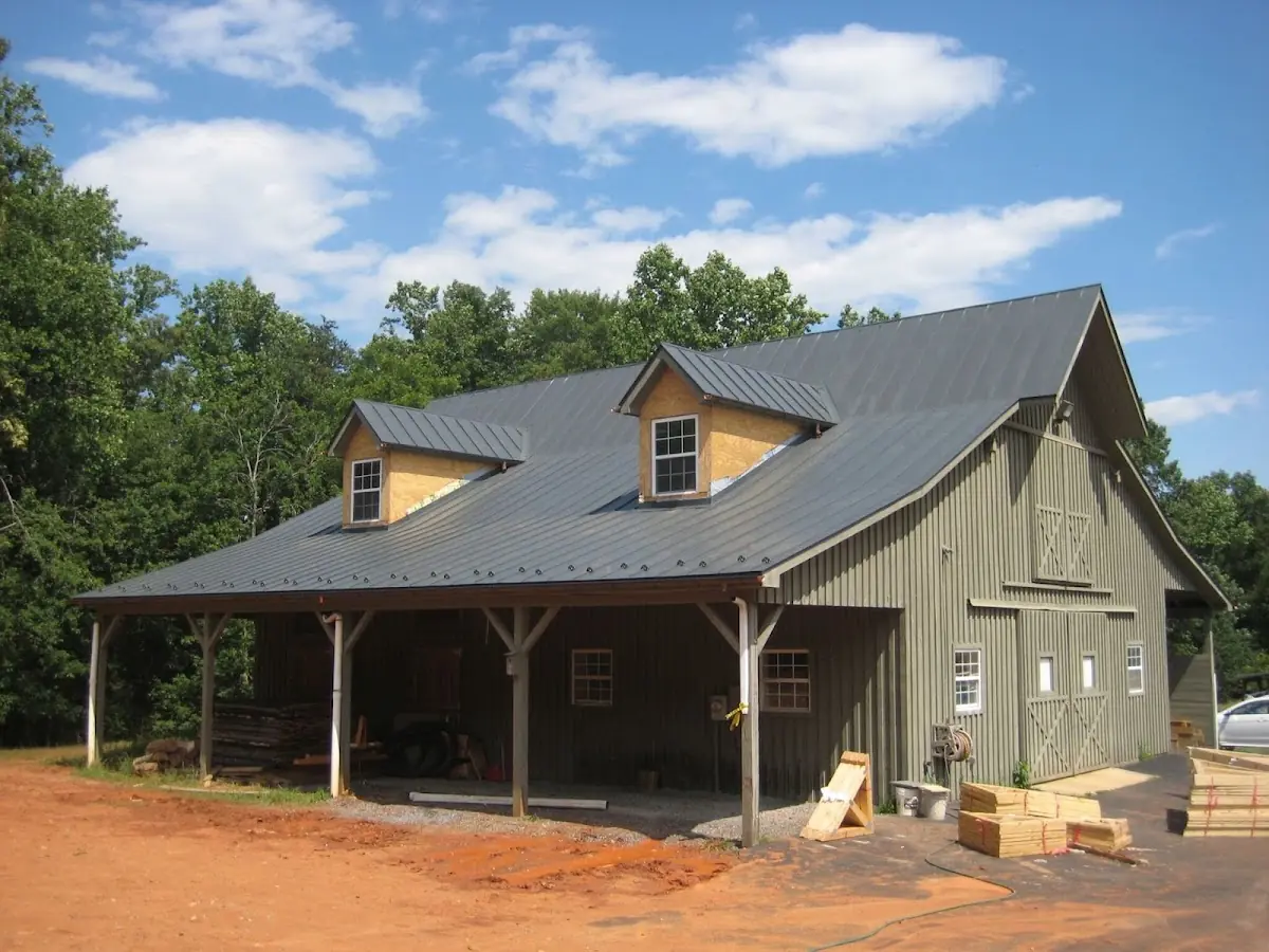 Expert Emergency Roof Leak Repair workmanship in Wakendaw
